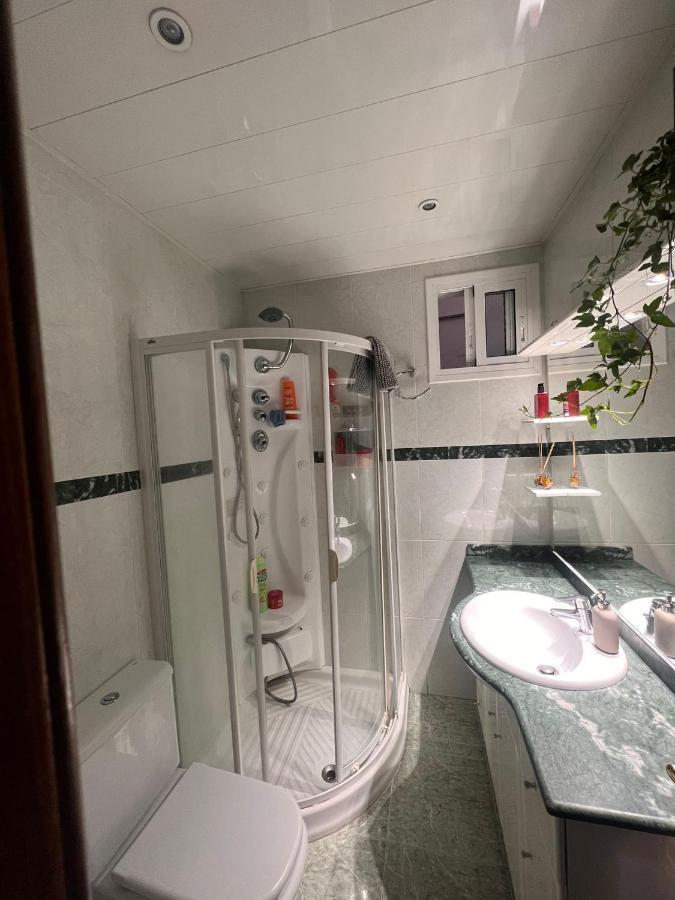 Room Familiar Sants Barcelona Exteriör bild