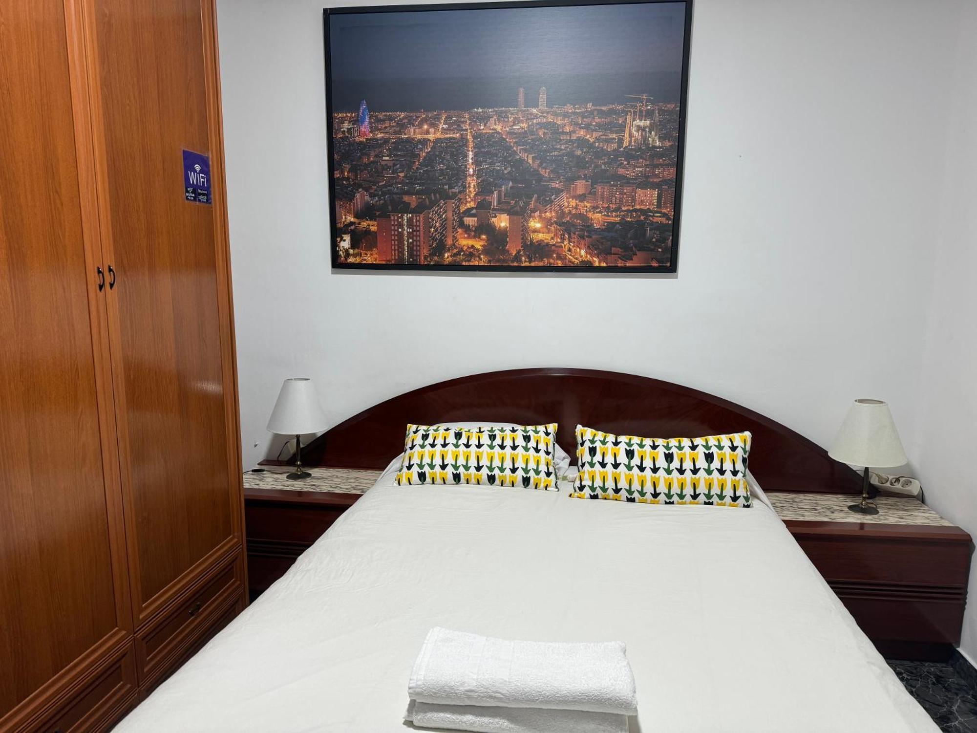 Room Familiar Sants Barcelona Exteriör bild